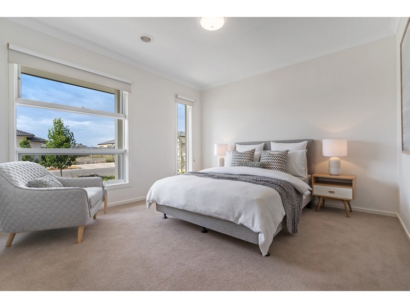 32 Banjolina Circuit, Craigieburn VIC 3064