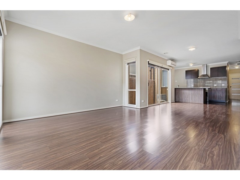 14 Rainham Avenue, Craigieburn VIC 3064