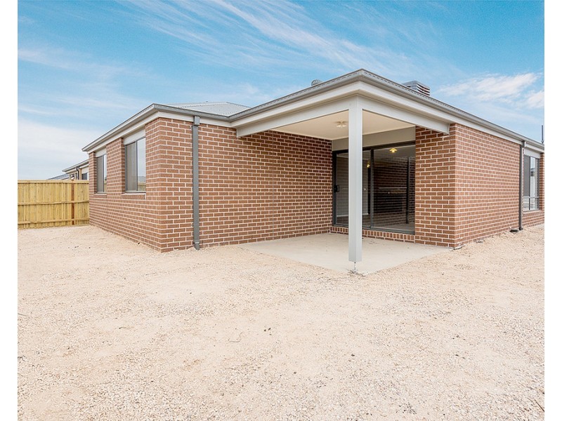 12 Thornbury Street, Donnybrook VIC 3064