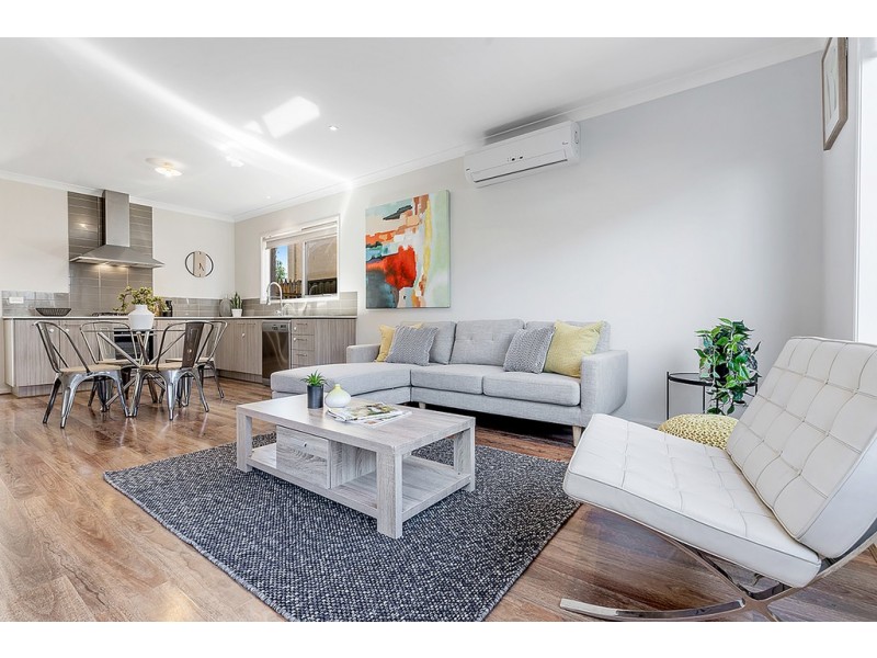 5 Versant Drive, Craigieburn VIC 3064