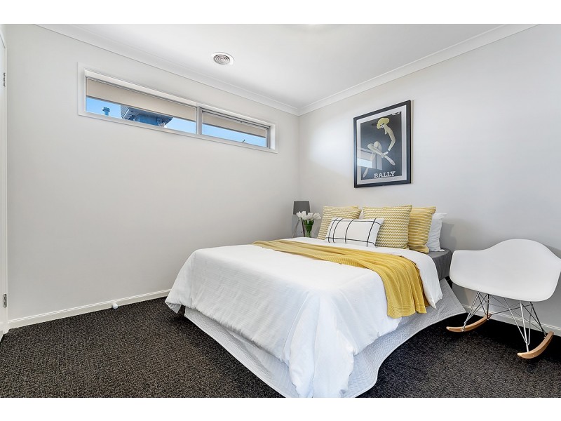 5 Versant Drive, Craigieburn VIC 3064