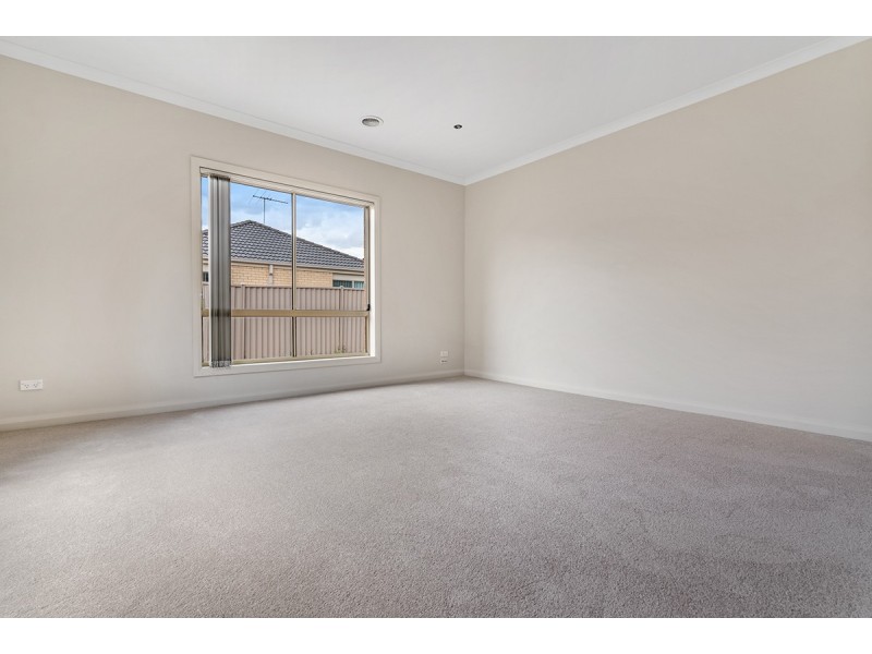 23 William Hovell Pass, Craigieburn VIC 3064