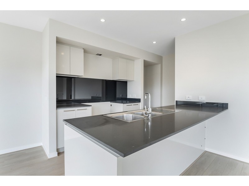 572 Grand Boulevard, Craigieburn VIC 3064