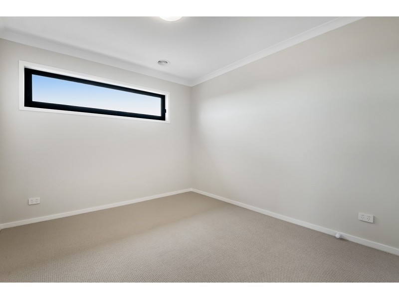 572 Grand Boulevard, Craigieburn VIC 3064