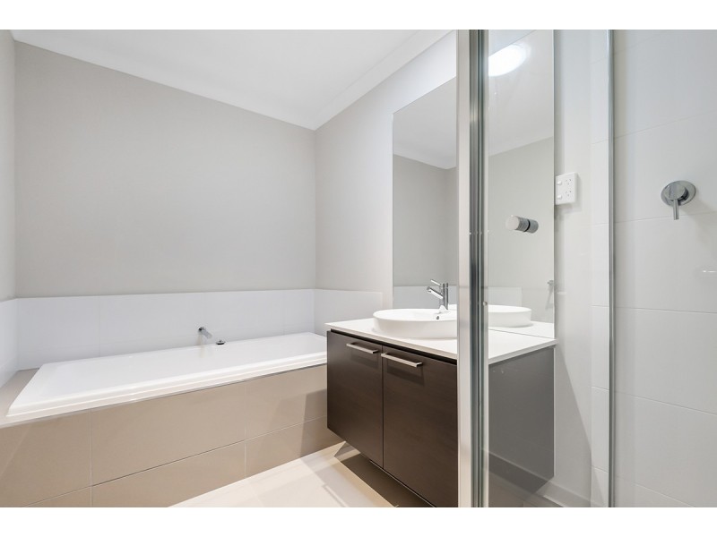 572 Grand Boulevard, Craigieburn VIC 3064