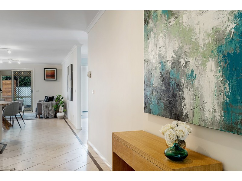 3 St Ives Place, Craigieburn VIC 3064