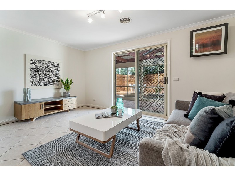3 St Ives Place, Craigieburn VIC 3064