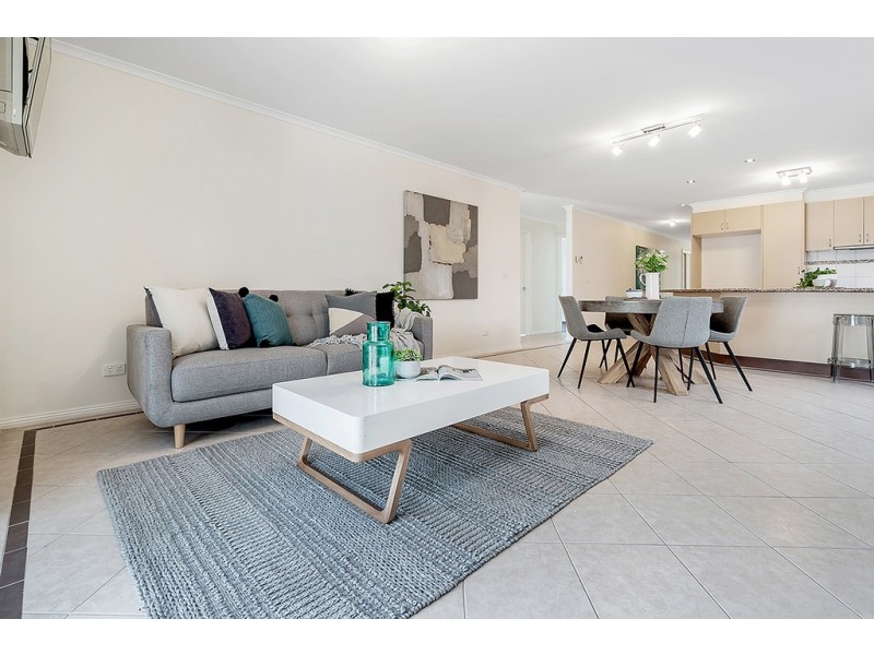 3 St Ives Place, Craigieburn VIC 3064