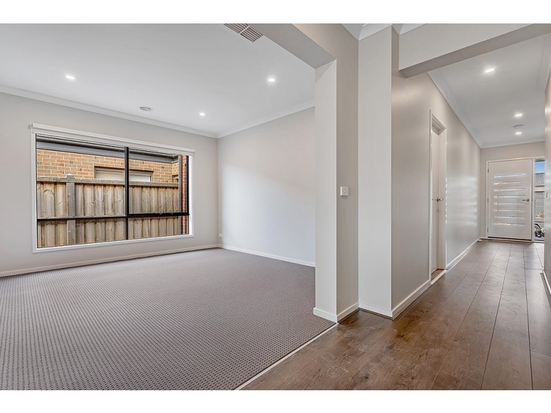 3 Degraves Street, Mickleham VIC 3064