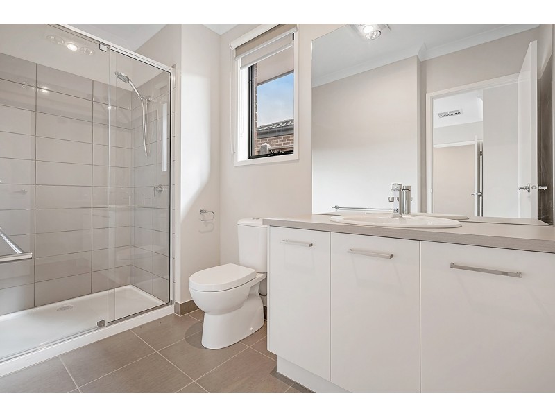 3 Degraves Street, Mickleham VIC 3064