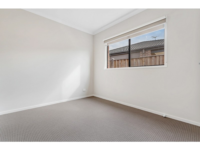3 Degraves Street, Mickleham VIC 3064