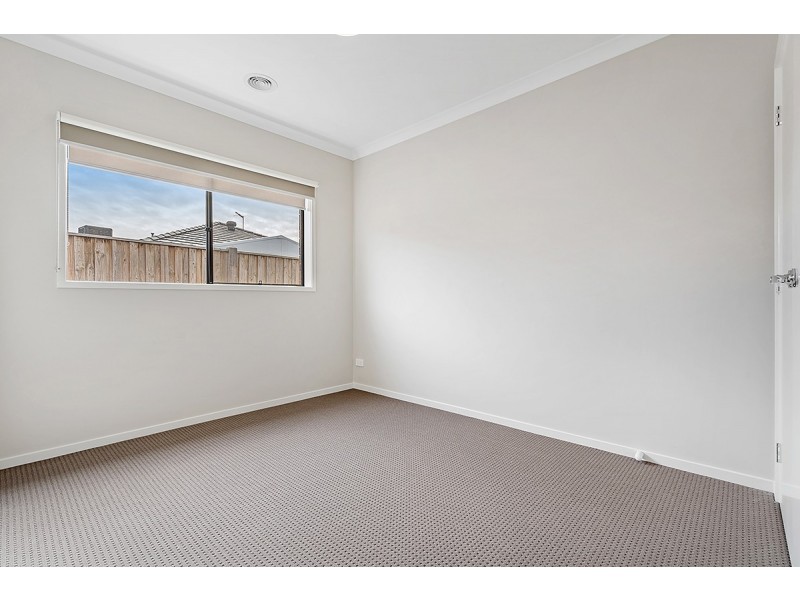 3 Degraves Street, Mickleham VIC 3064