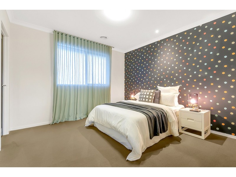 14 Asbury Street, Craigieburn VIC 3064