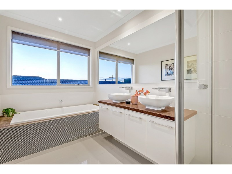 14 Asbury Street, Craigieburn VIC 3064