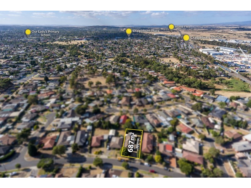 74 Mitford Crescent, Craigieburn VIC 3064