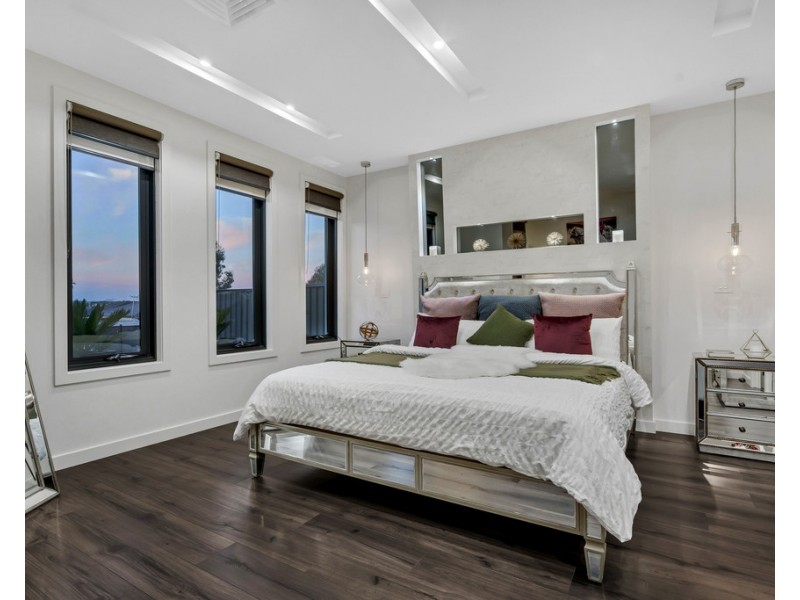 28 Season Way, Craigieburn VIC 3064