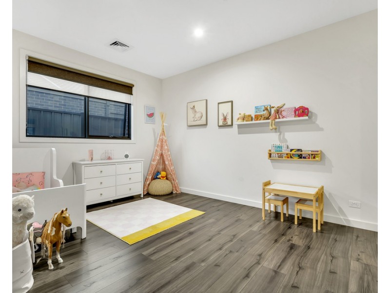 28 Season Way, Craigieburn VIC 3064