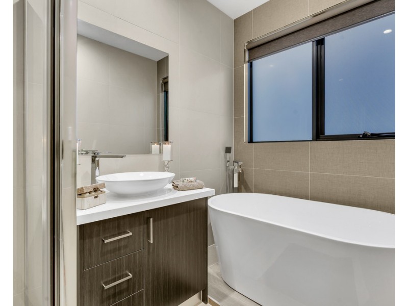 28 Season Way, Craigieburn VIC 3064