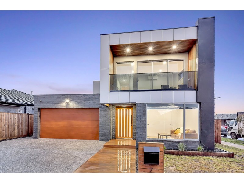 7 Pasture Drive, Mickleham VIC 3064