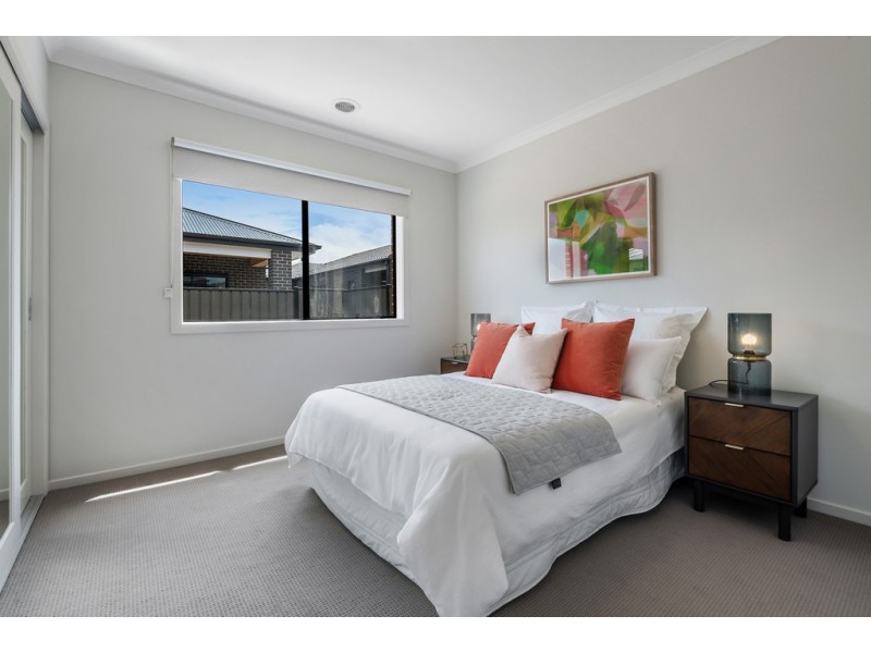 21 Bolwarra Street, Craigieburn VIC 3064