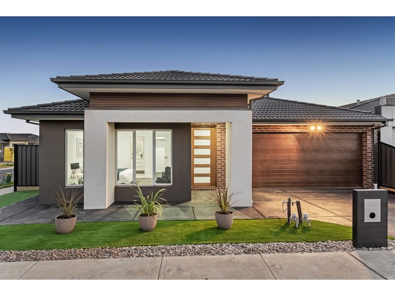 47 Kangaroo Road, Craigieburn VIC 3064