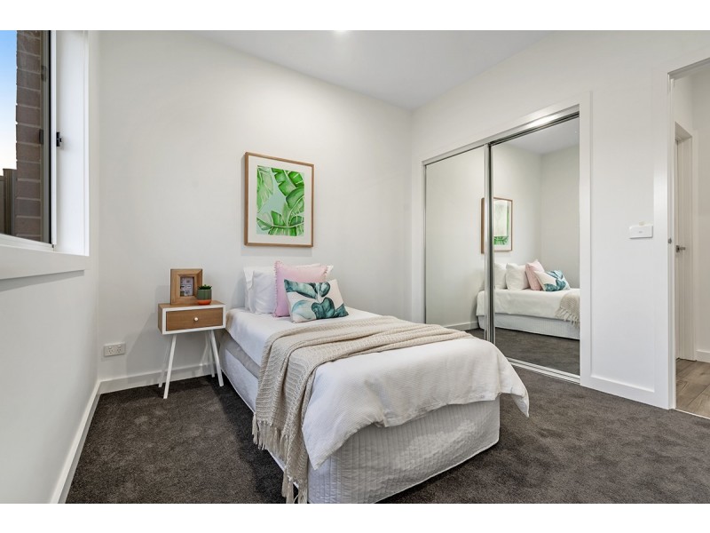 47 Kangaroo Road, Craigieburn VIC 3064