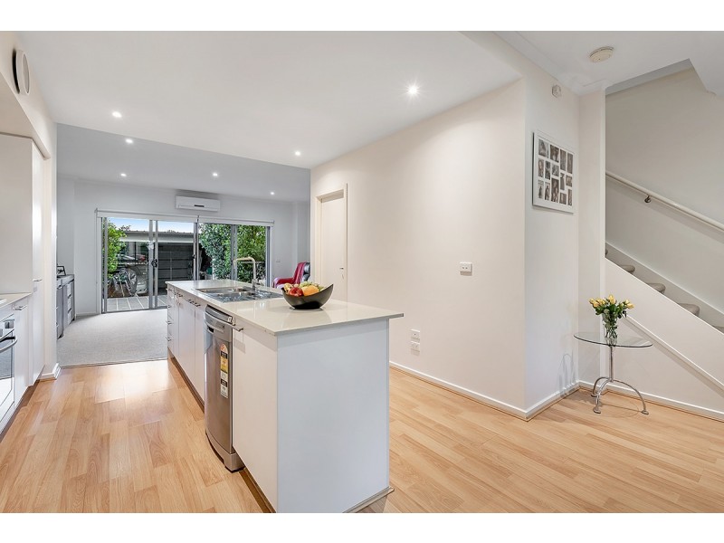 165 Central Park Avenue, Craigieburn VIC 3064