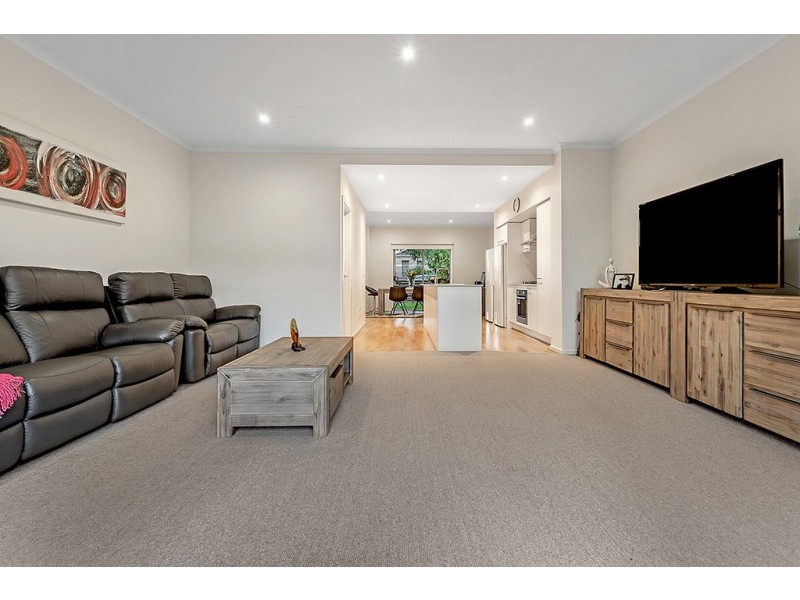 165 Central Park Avenue, Craigieburn VIC 3064
