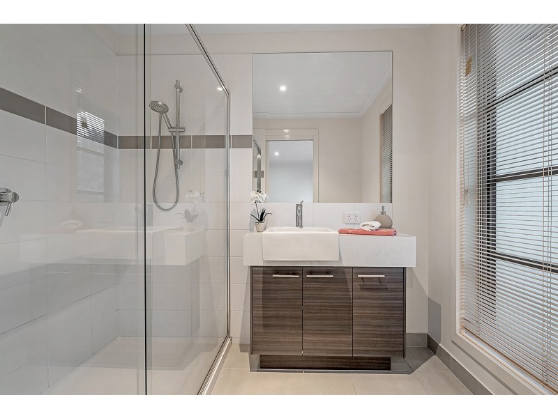 165 Central Park Avenue, Craigieburn VIC 3064