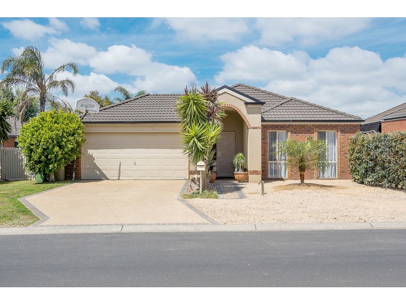 9 Tusmore Rise, Craigieburn VIC 3064