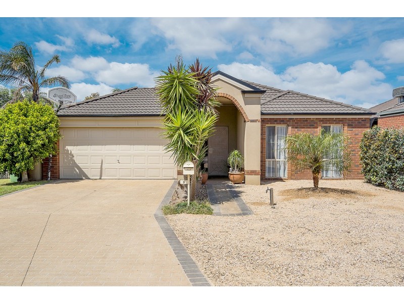9 Tusmore Rise, Craigieburn VIC 3064