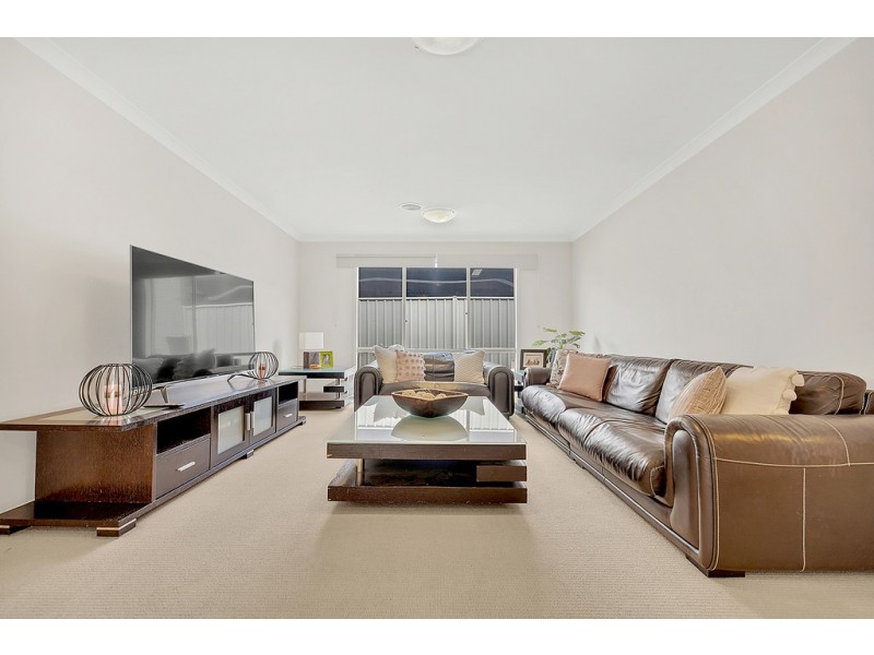 9 Tusmore Rise, Craigieburn VIC 3064