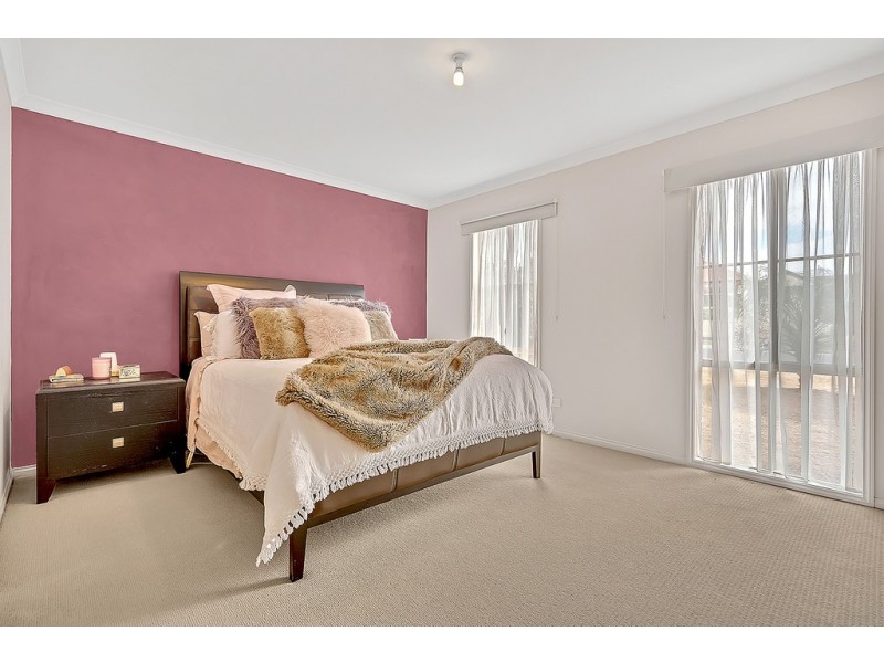 9 Tusmore Rise, Craigieburn VIC 3064