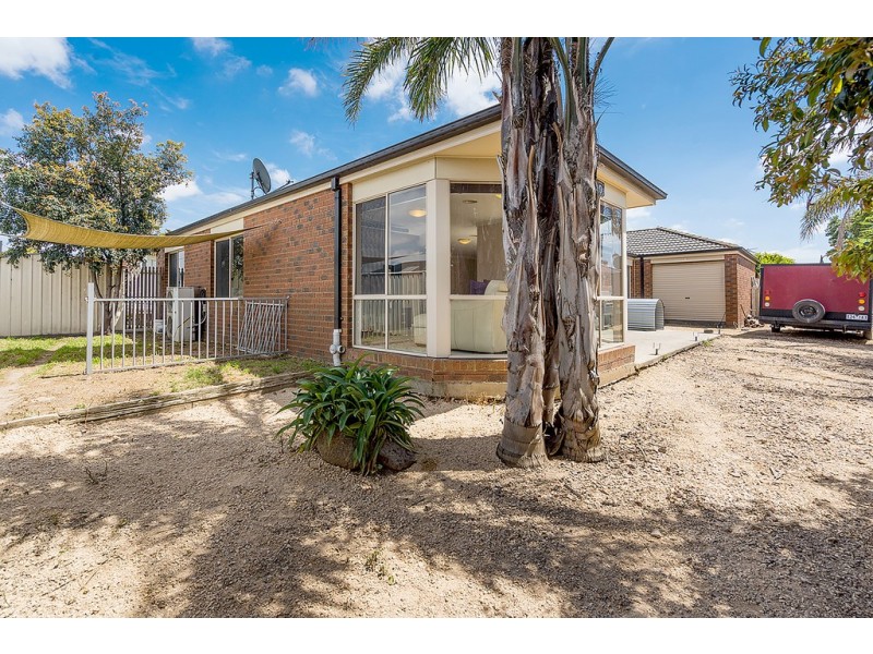 9 Tusmore Rise, Craigieburn VIC 3064