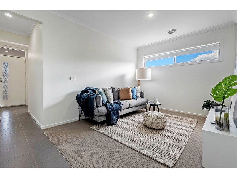 24 Domain Way, Craigieburn VIC 3064