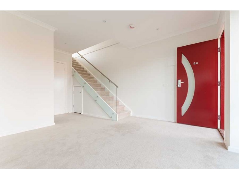 5a Huntington Drive, Craigieburn VIC 3064