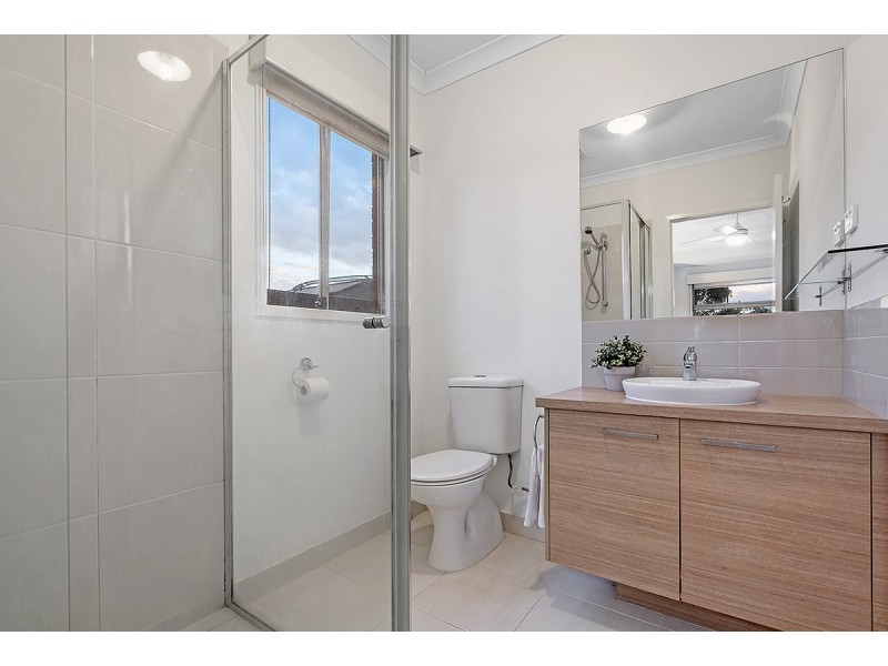 3 Woodgrove Street, Craigieburn VIC 3064