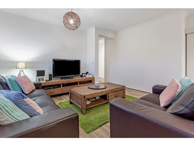 3 Woodgrove Street, Craigieburn VIC 3064