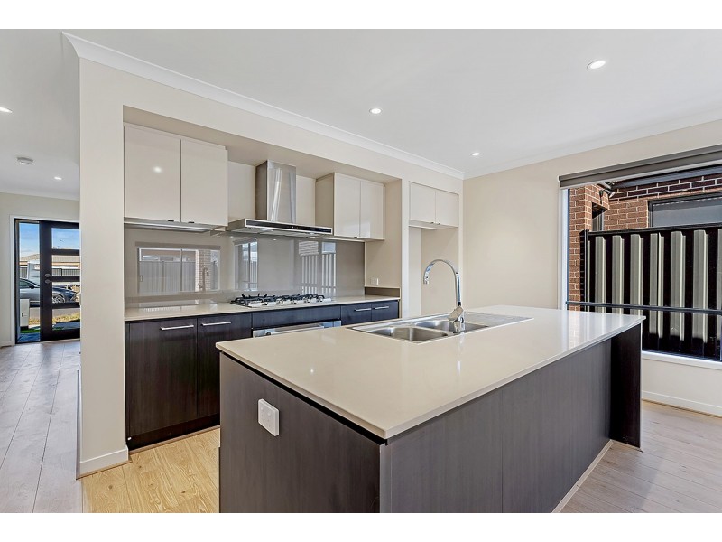 19 Booyong Street, Craigieburn VIC 3064