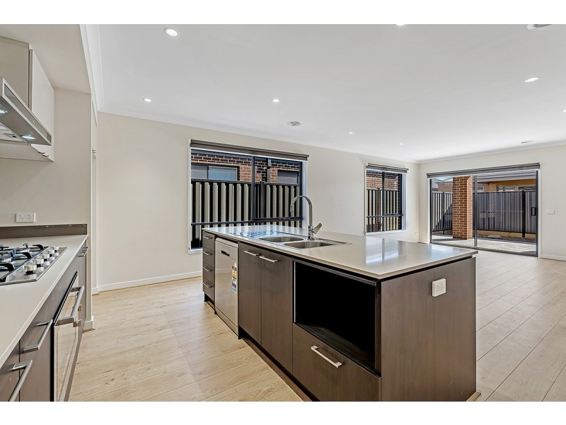 19 Booyong Street, Craigieburn VIC 3064