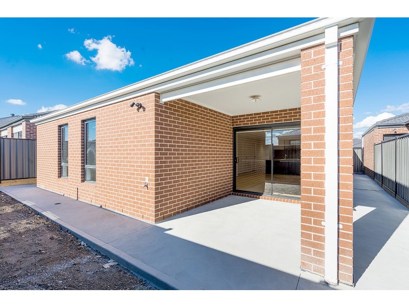 19 Booyong Street, Craigieburn VIC 3064