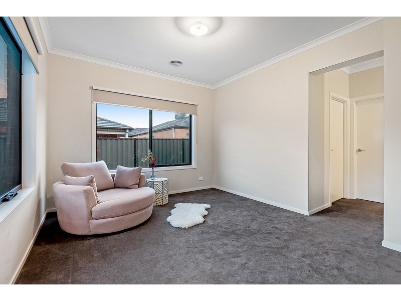 31 Banjolina Circuit, Craigieburn VIC 3064
