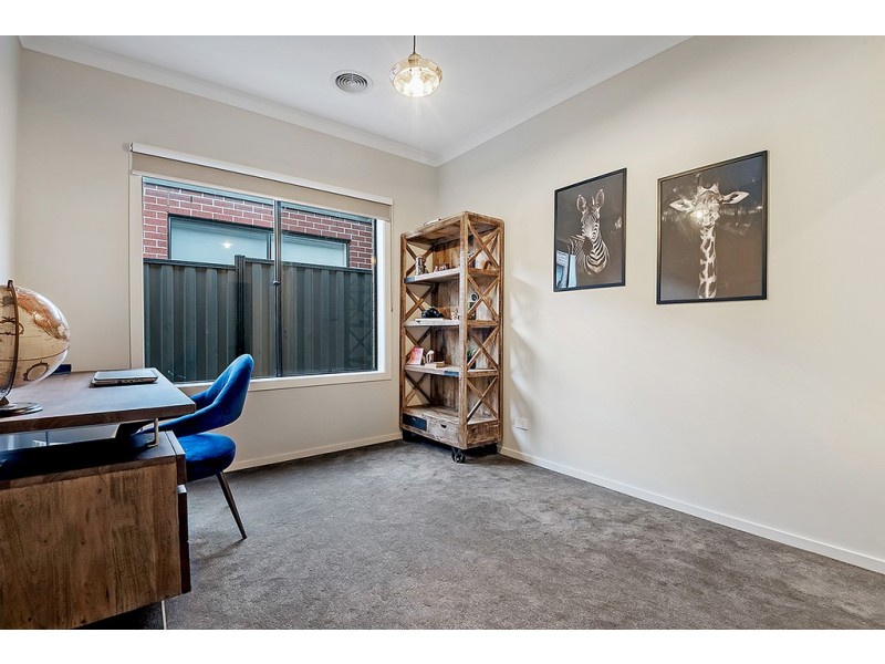 31 Banjolina Circuit, Craigieburn VIC 3064