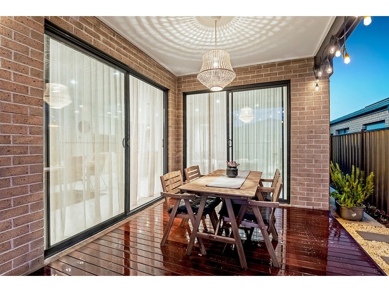 31 Banjolina Circuit, Craigieburn VIC 3064