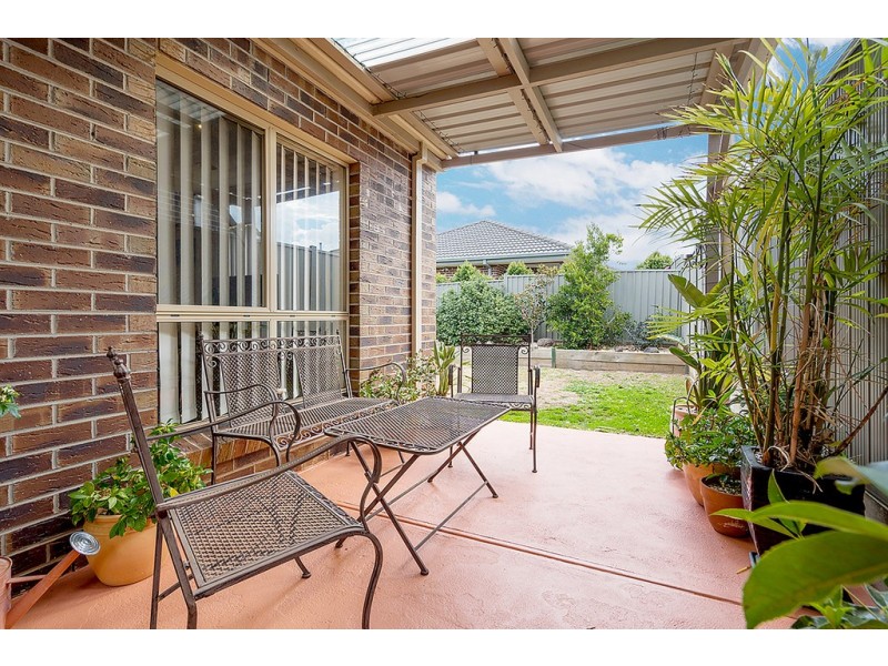 5 Flagstaff Loop, Craigieburn VIC 3064