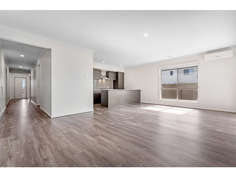 55 Pascal Crescent, Kalkallo VIC 3064