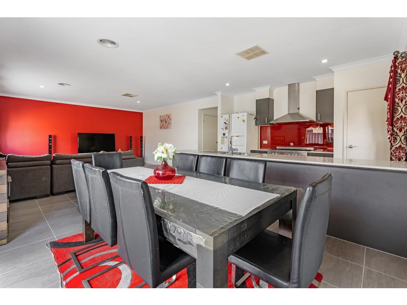 3 Doughty Road, Craigieburn VIC 3064