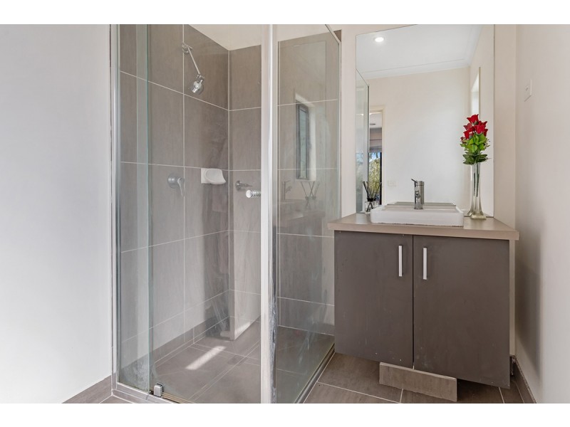 3 Doughty Road, Craigieburn VIC 3064