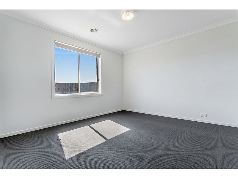 8 Stringybark Avenue, Wallan VIC 3756