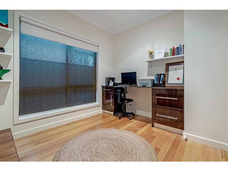 74 Bridgehaven Drive, Craigieburn VIC 3064